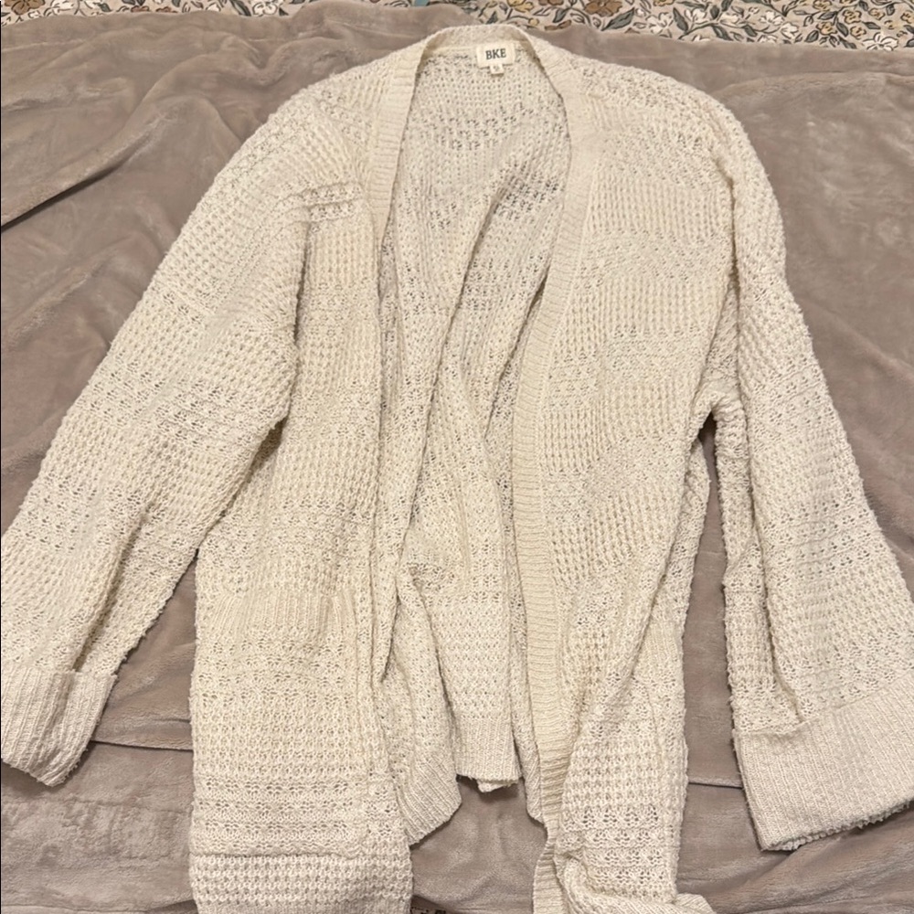 BKE Women's Cream Sweater